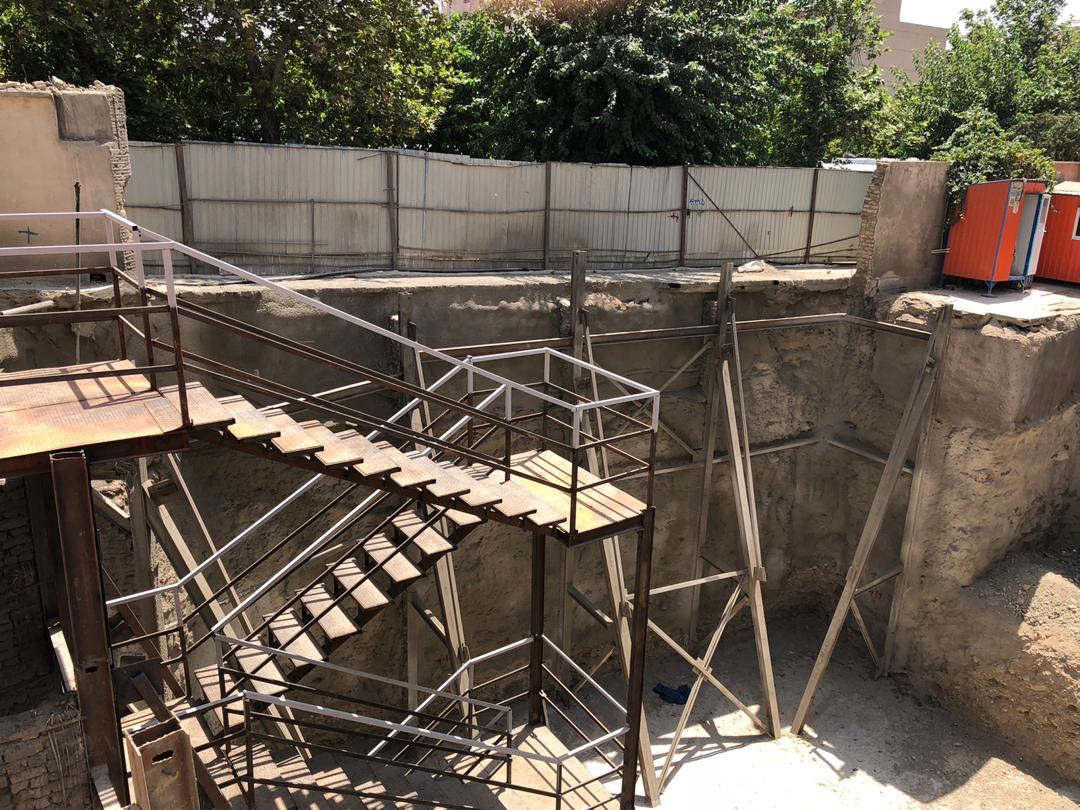 خاکبرداری و پایدارسازی پروژه پیروز جردن توسط خرپا
